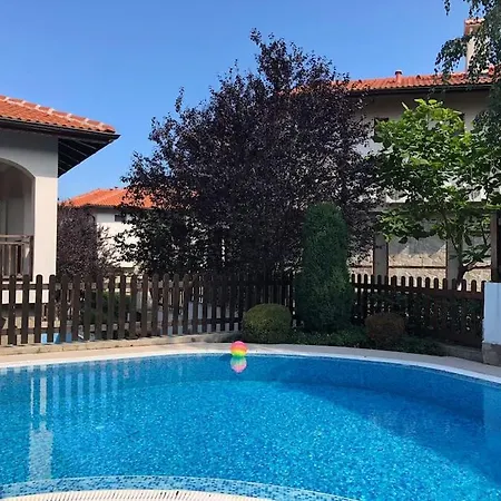 Stunning With Private Pool Kableshkovo (Burgas)