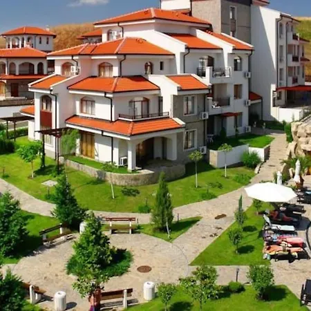 Vilă Stunning With Private Pool