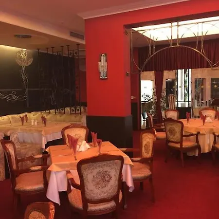 Vilă Stunning With Private Pool *