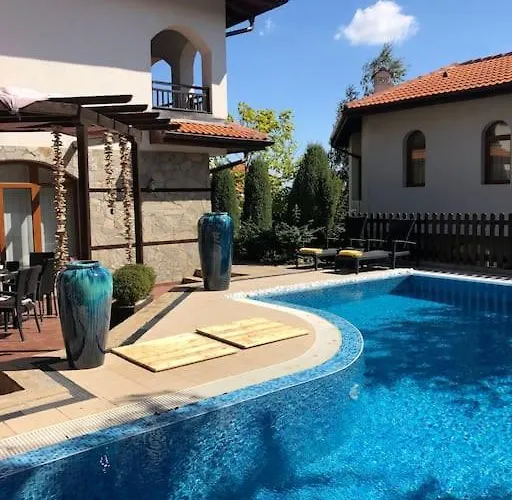 Villa Stunning With Private Pool