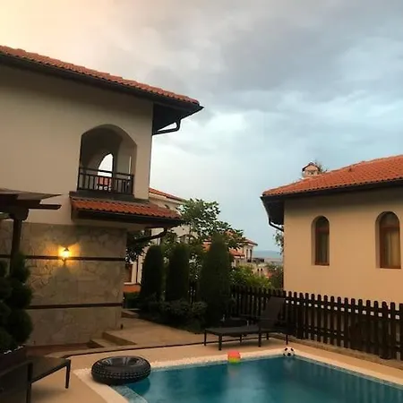 Βίλα Stunning With Private Pool Kableshkovo (Burgas)