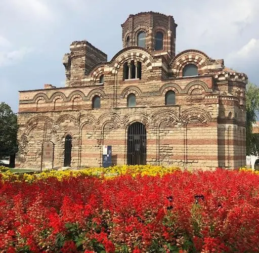 Stunning With Private Pool Каблешково